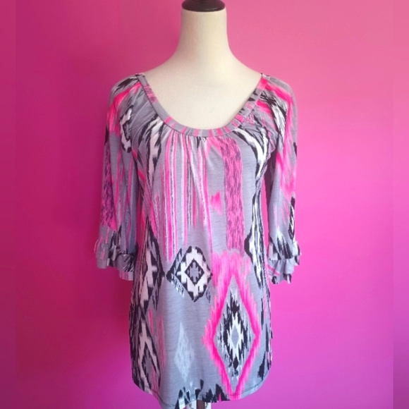Cezanne Ladies Gray & Pink Geometric Tunic Blouse (Size Large) - Picture 1 of 6